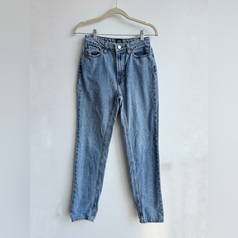 Mom High-Rise Jeans